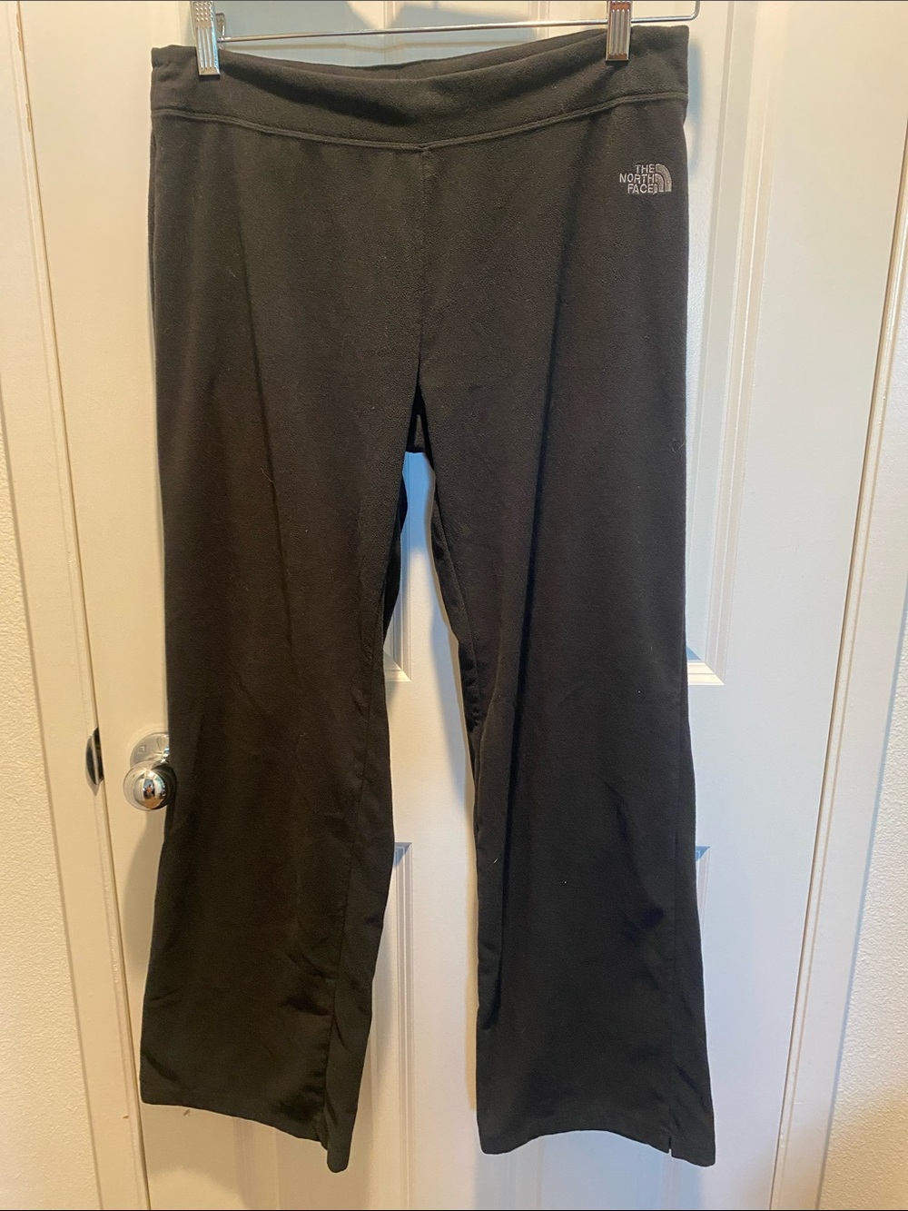 EUC TNF Black TKA 100 Fleece Pants